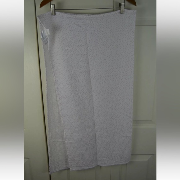 Sumersault Pink White Polka Dots Baby Swaddle Blanket Muslin Cotton Lovey - Picture 2 of 7